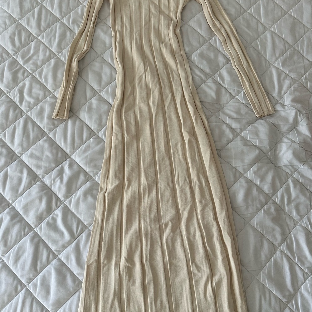 Meshki Ribbed Maxi Dress - Picture 4 of 4